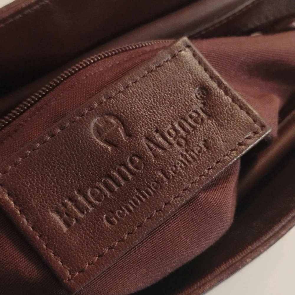 Aigner Vintage Purse - Picture 6 of 6